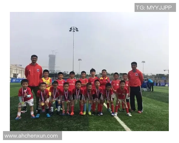 成都足球队荣登足球战术排行榜第五名展现实力与潜力